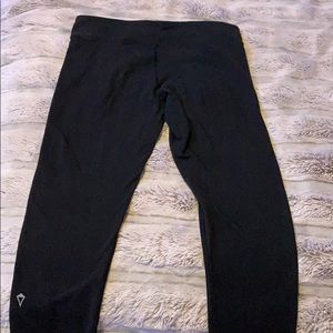 black fleece lined ivivva leggings